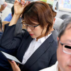 パンティ越し指マン羞恥3 言い訳できないほど愛液で濡れた巨尻を震わせイキ乱れる美熟女 【画像+動画】