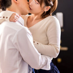 『お願い！今日は中に出して！』欲求不満妻が旦那がいない60分に思いを懸けた情熱的不倫FUCK 【画像＋動画】