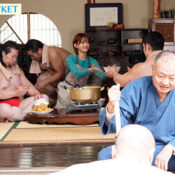 相撲部屋の美人女将が性欲旺盛な力士たちに圧迫種付けプレスされ続ける日常。 希島あいり 【画像＋動画】