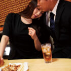 妻の母が未亡人となって三年目の夜 寂しげなその喪服姿の義母を抱きしめずにはいられなかった 妃ひかり 【画像＋動画】