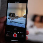 昔ボクをイジメていた学園のマドンナが今では金持ちのセレブ妻… そして彼女の不倫を目撃したボクはいつでも好きな時に復讐レ×プ ひなたまりん 【画像＋動画】