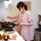 スキニー奥様寝取られ大量潮吹き ソウルメイトさんの奥様 【画像＋動画】